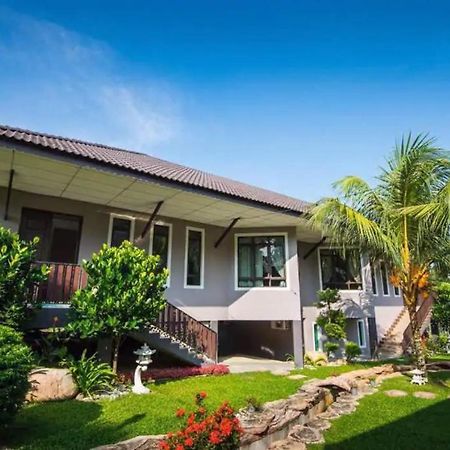 Capital O 90088 Mbp Leisure Resort Бату Пахат Екстериор снимка