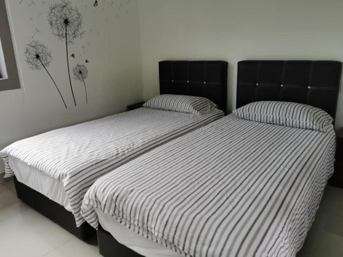 Capital O 90088 Mbp Leisure Resort Бату Пахат Екстериор снимка